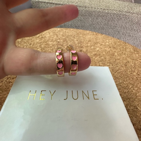 NEW IN BOX Hey June “Painted Heart” Hoop Earrings with Pink Enamel Hearts - Picture 2 of 4